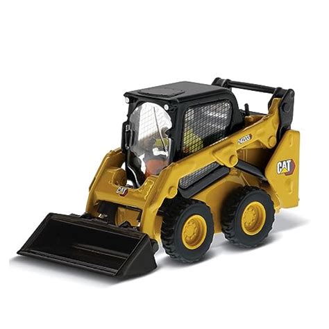 1 50 skid steer|Amazon.com: Diecast Masters 1:50 Caterpillar 242D3 Skid Steer .